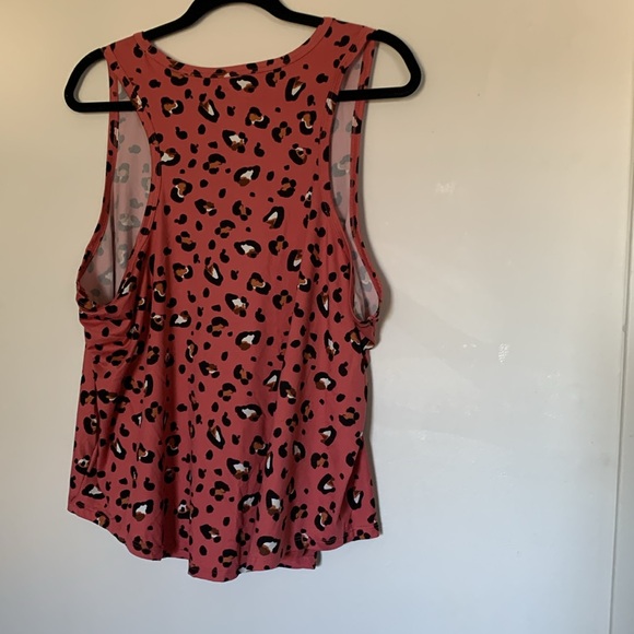 Leopard Print Shorts & tank set - Picture 9 of 9